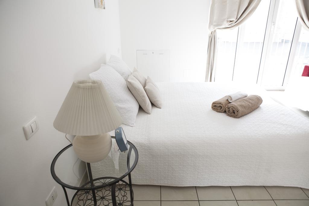 Alessia'S Flat - Loreto มิลาน ภายนอก รูปภาพ